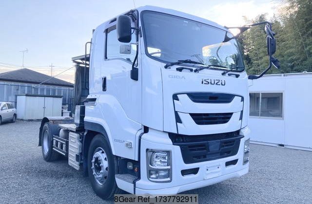 Used 2014 NISSAN UD Quon/Big Thumb TRACTOR HEAD For Sale Ref_1730448951 |  8Gear